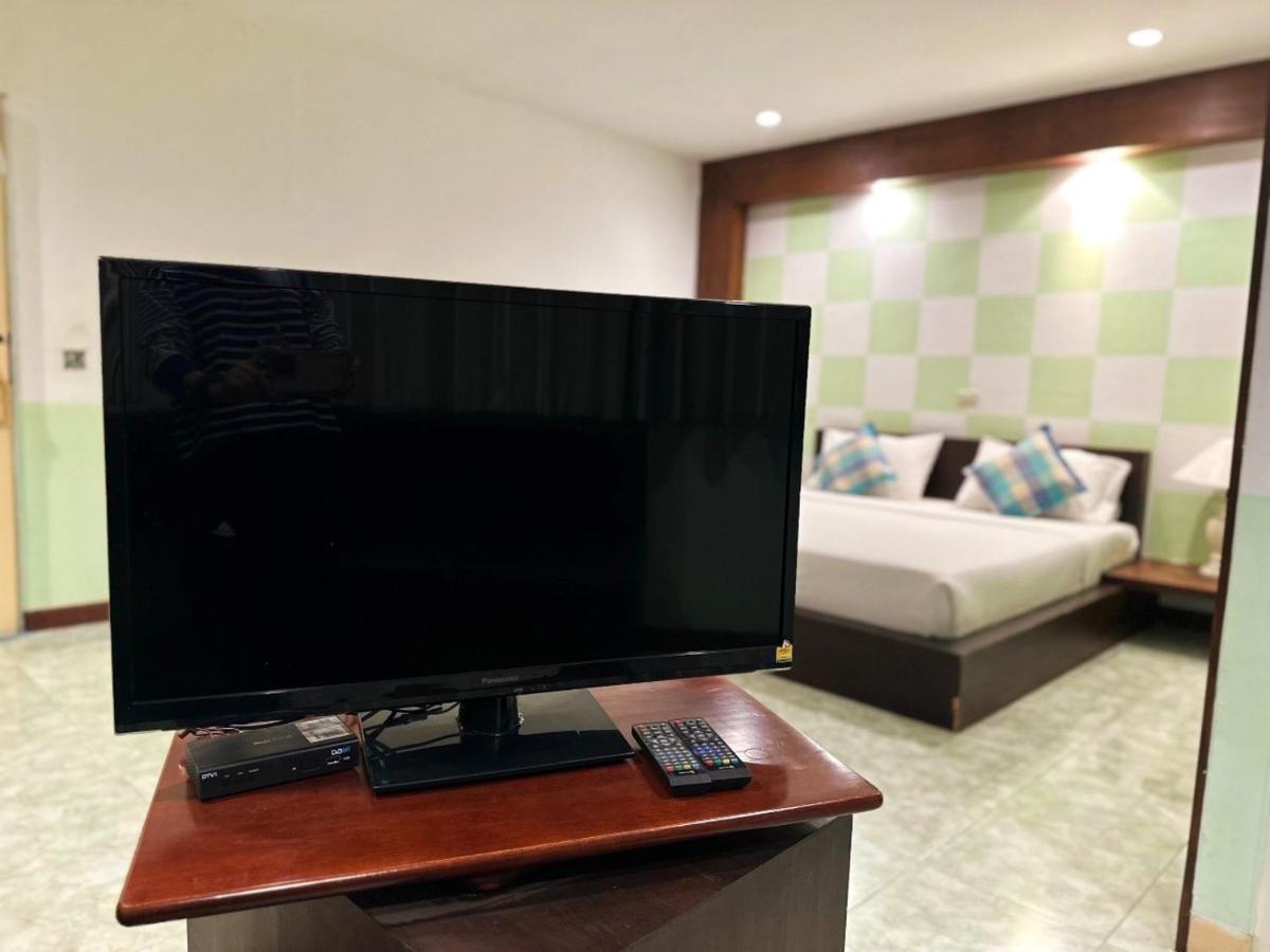 Kinnotel Phrae Exterior photo