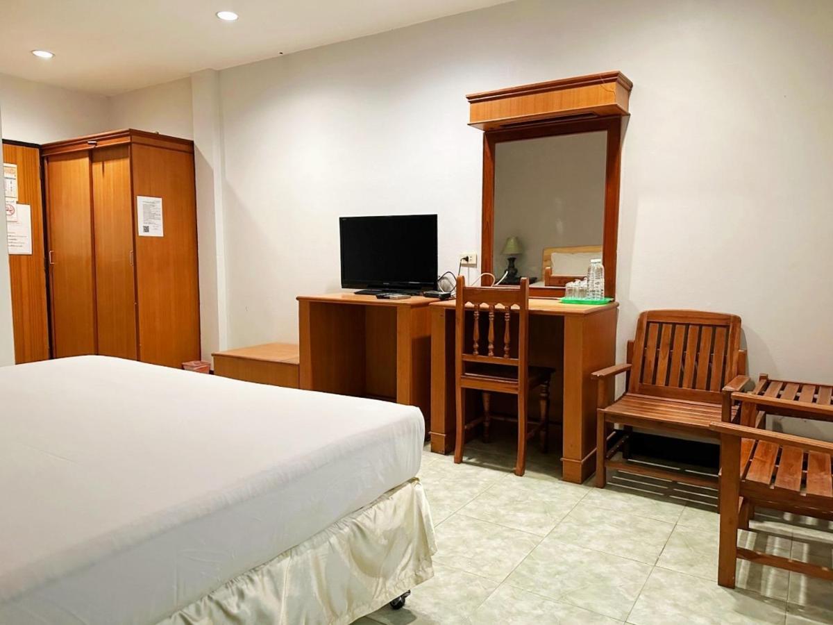 Kinnotel Phrae Exterior photo