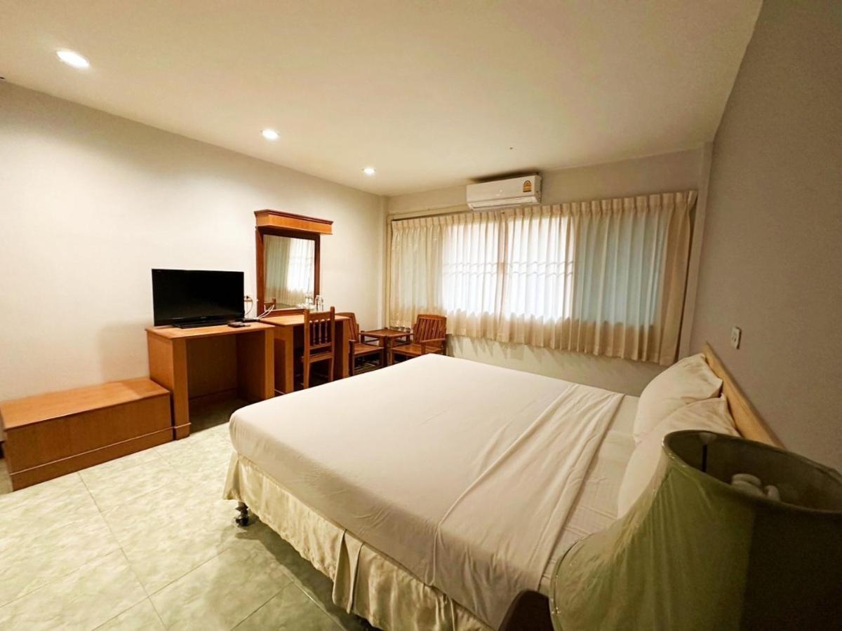 Kinnotel Phrae Exterior photo
